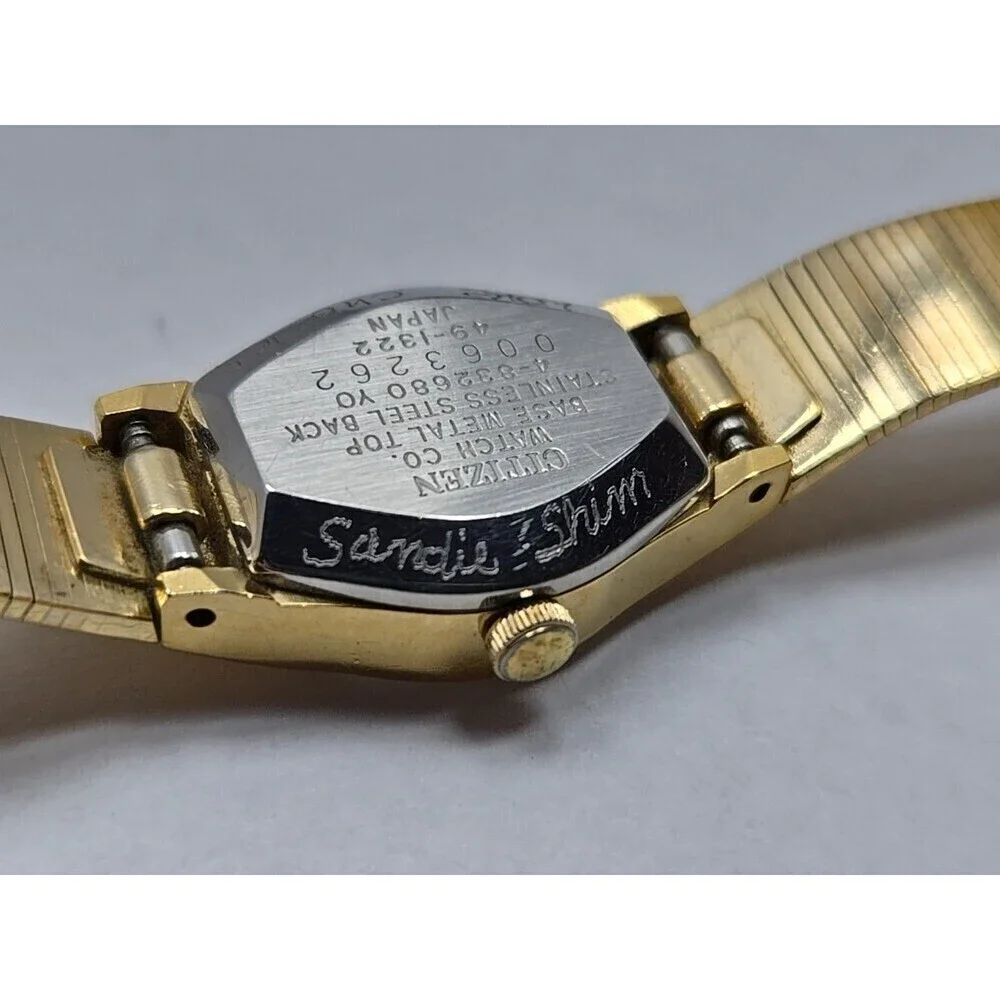 Womens Citizen Quartz Gold Toned Watch Classic Cushion New Battery Vintage Era